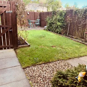  Holiday home From - Free Parking