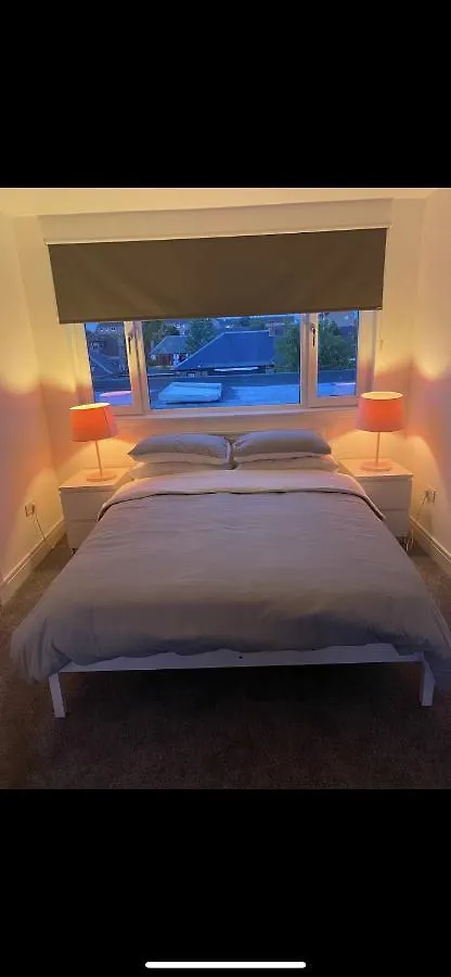 Perfect 4 Bedroom 2 Bathroom Home 爱丁堡 度假居