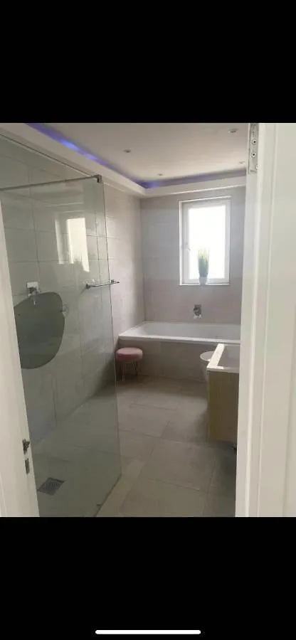 Perfect 4 Bedroom 2 Bathroom Home Edimburgo 0*,